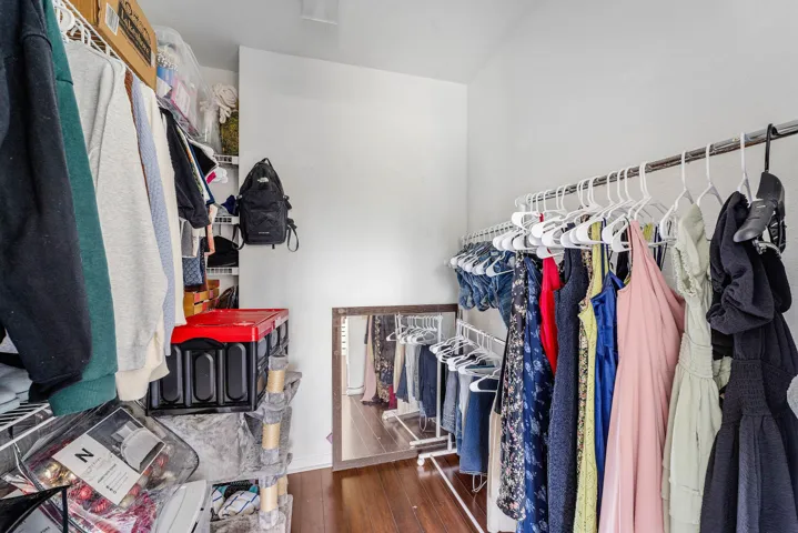 His/hers closet 2