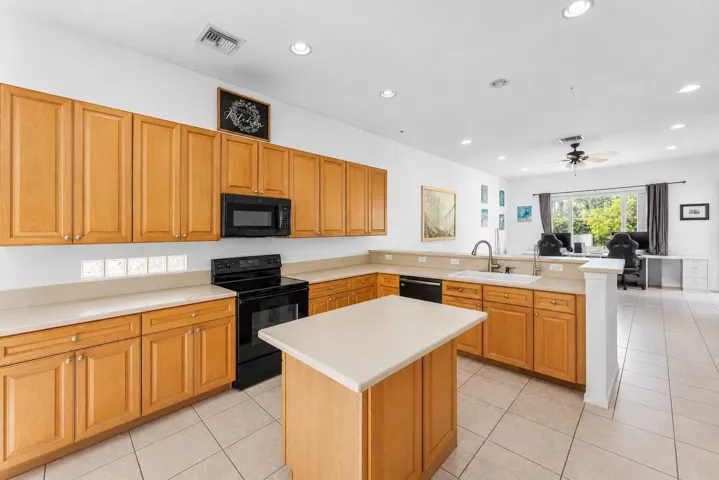 Kitchen 3