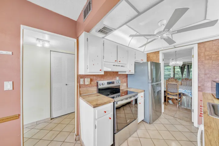 5 Kitchen (2)