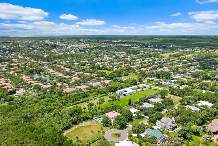 023-9741SeGomezAve-HobeSound-FL-33455-SM