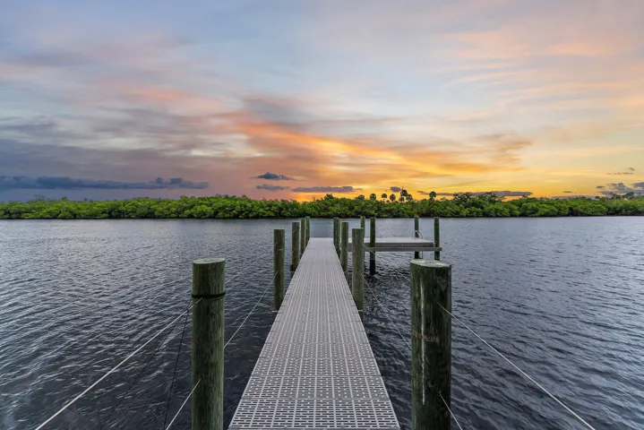 033-9741SEGomezAve-HobeSound-SMALL