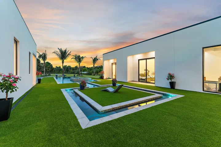 018-9741SEGomezAve-HobeSound-SMALL
