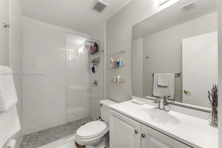 Bathroom #3 serves bedrooms #4 & 5