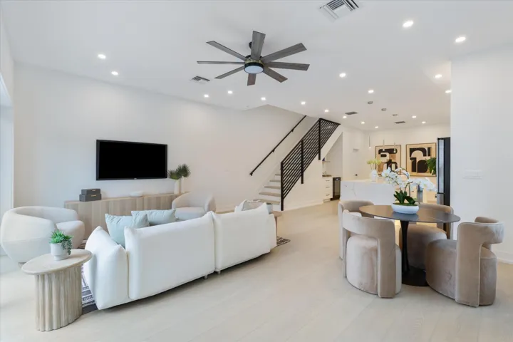 19-509 SW 11th Street Ft. Lauderdale, FL