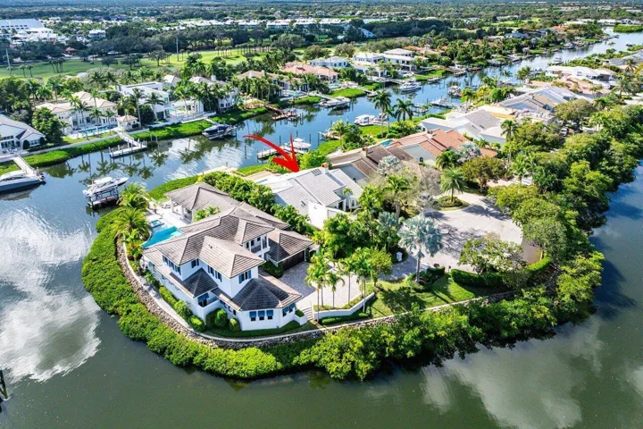 215 Island Drive