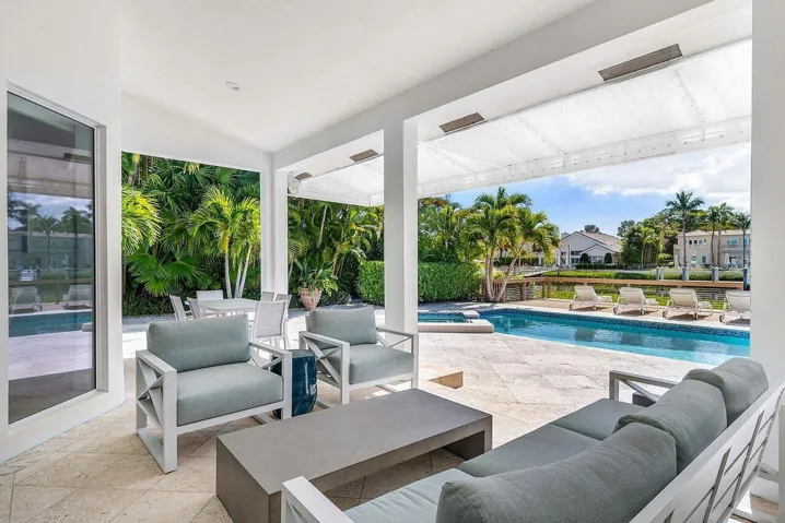 215 Island Drive