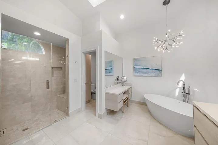 215 Island Drive