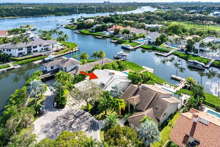 215 Island Drive