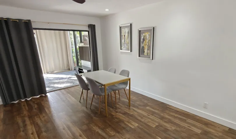Living dining combination space