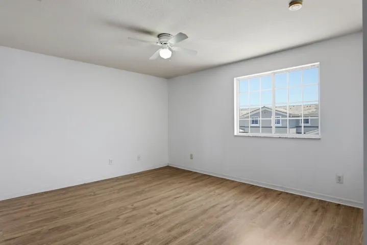 2257 SW Marshfield Ct_Vinesha Clark_44