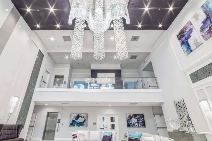 CLUBHOUSE INTERIOR