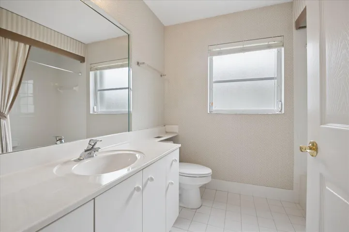 GUEST BATHROOM