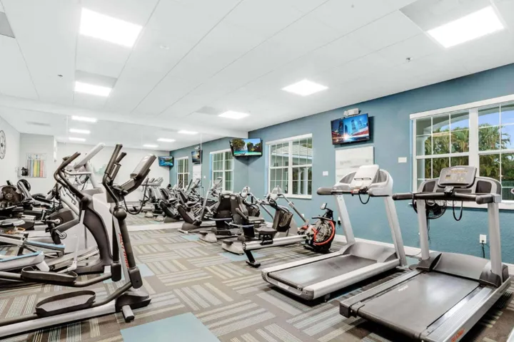 EXERCISE ROOM