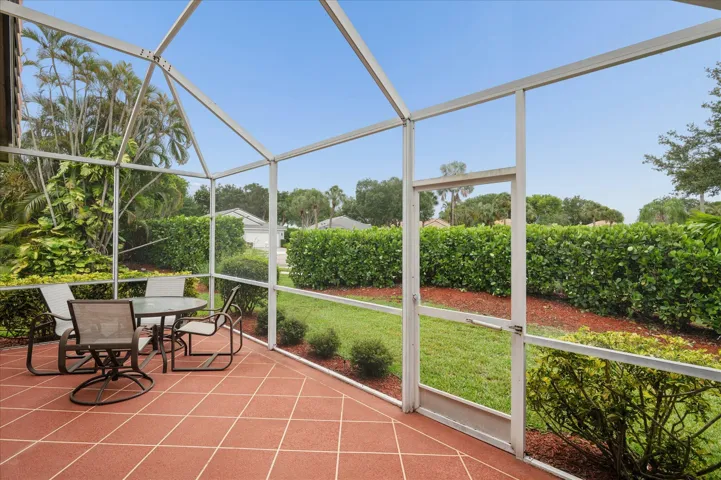SCREENED IN PORCH