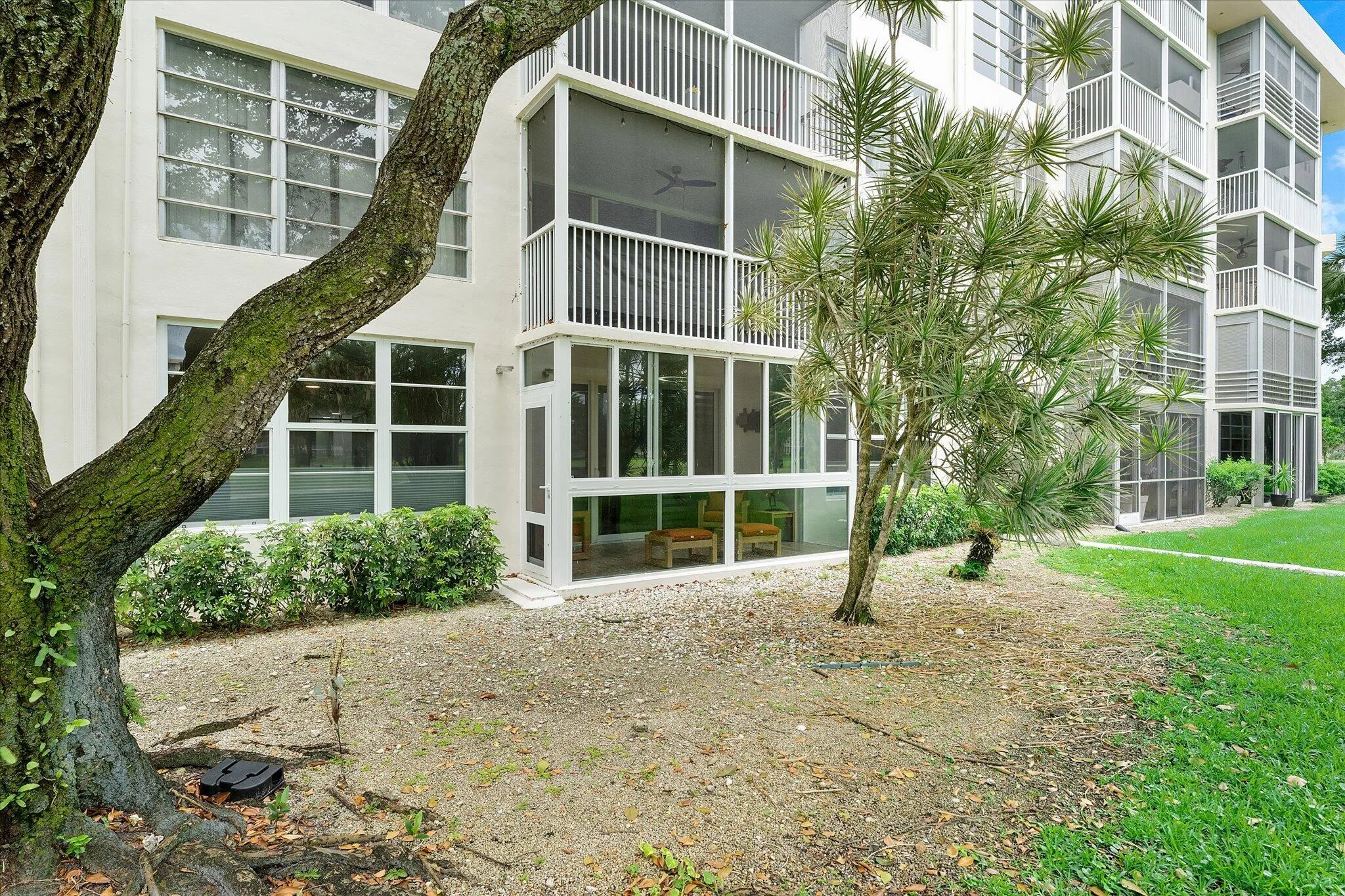 36-3900 Oaks Clubhouse Drive_036