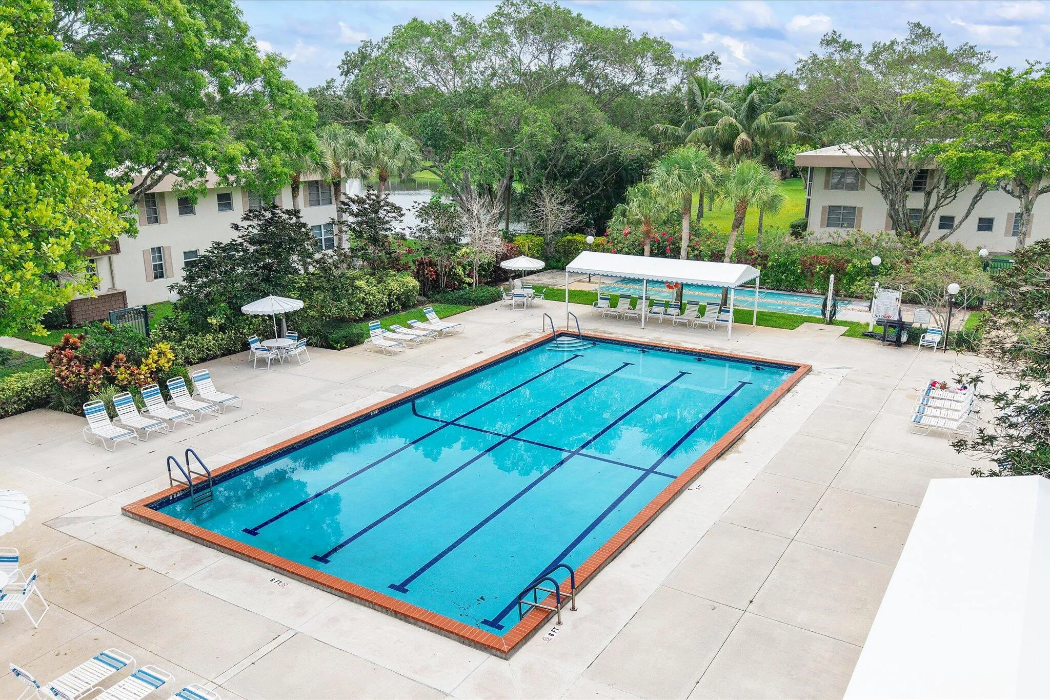 49-3900 Oaks Clubhouse Drive_049