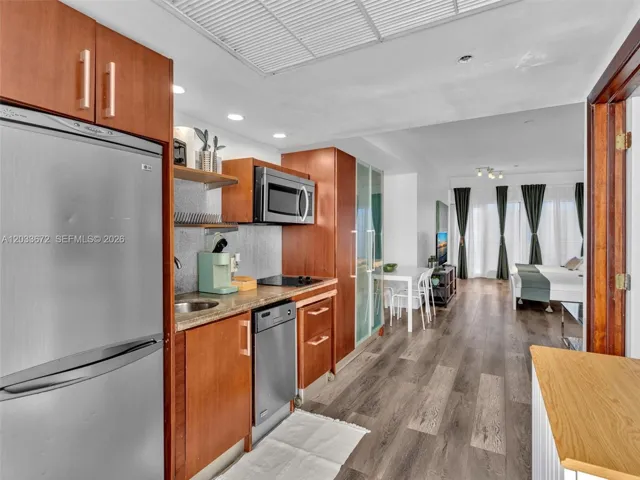 Full Kitchen, perfect for long stays