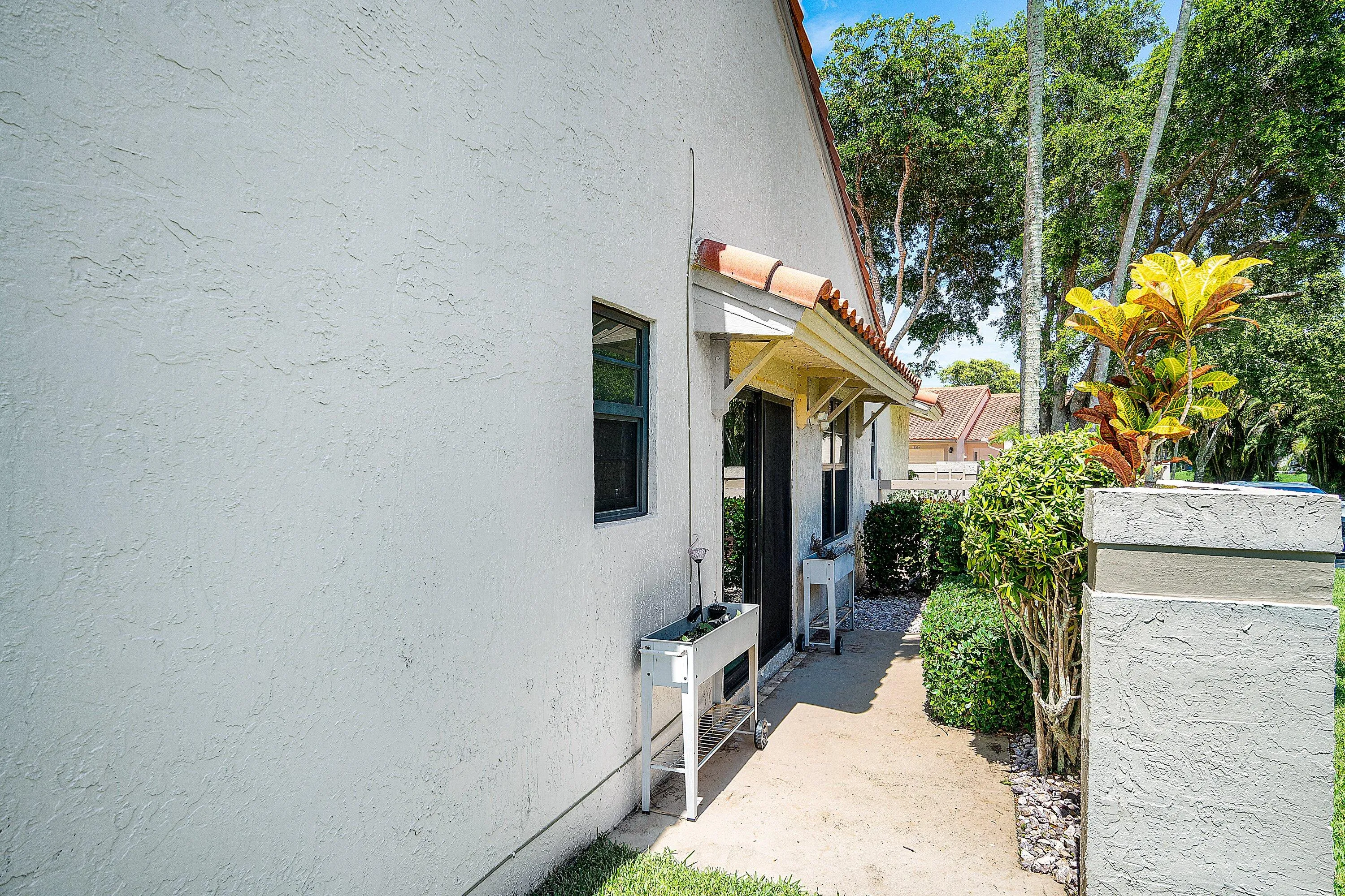 035-19919DeanDrive-BocaRaton-FL-33434-SM