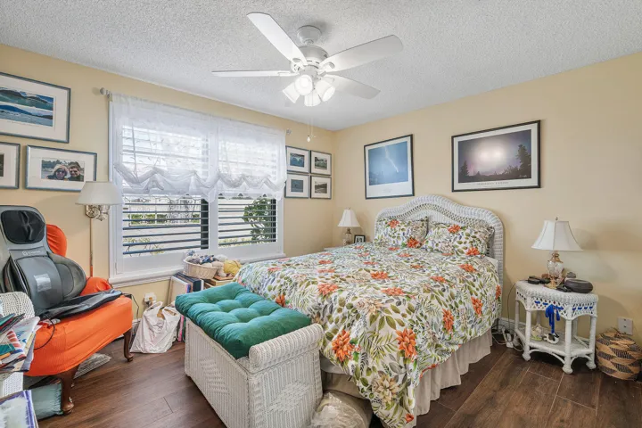 019-19919DeanDrive-BocaRaton-FL-33434-SM