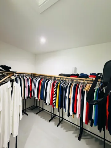 Master Closet 2