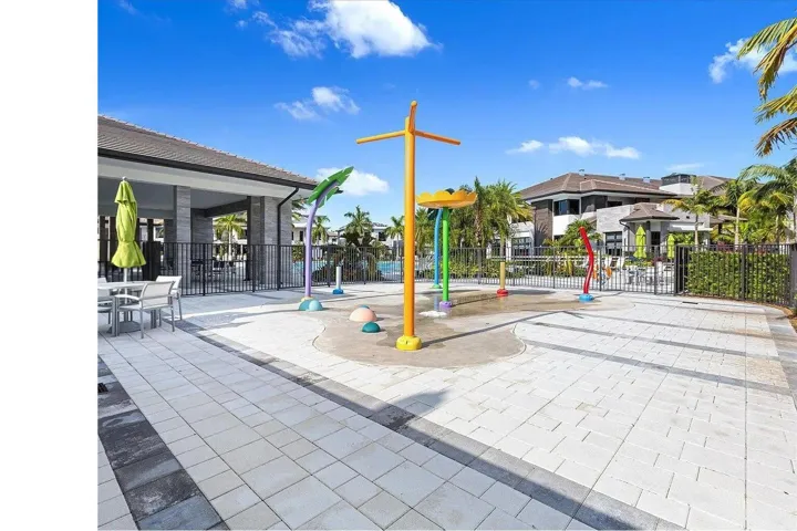 Splash pad