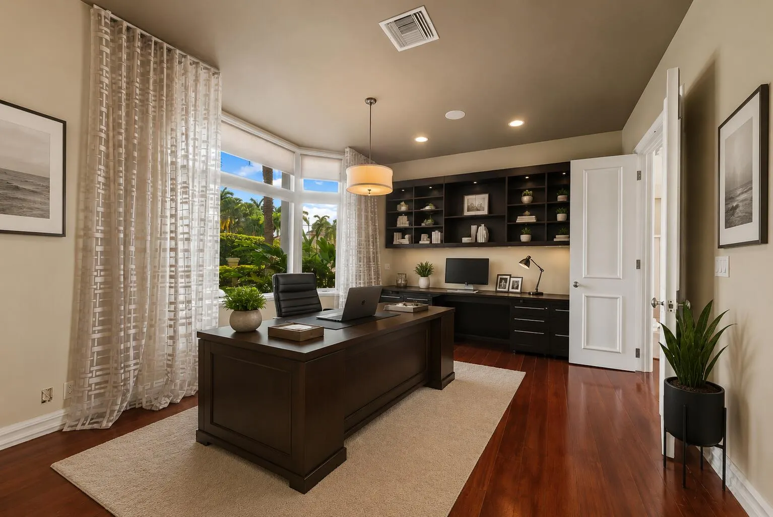 Virtual Staging Office