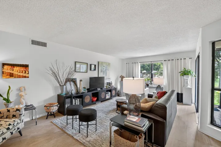 Lots of light brightens the room