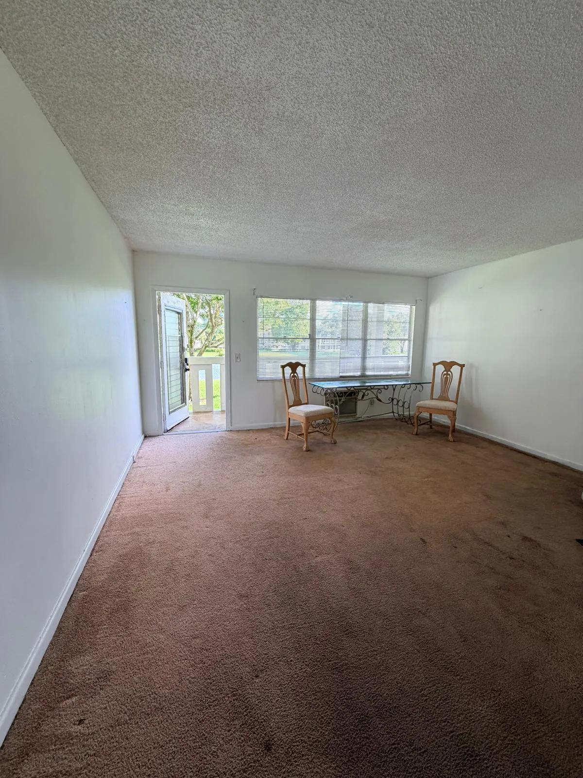 SALA 316 DORSET DR- 1