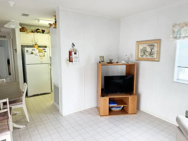 Living room 001