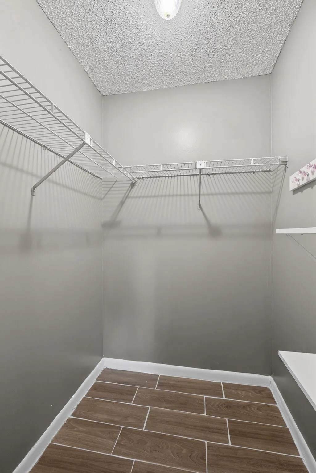 Walk in closet