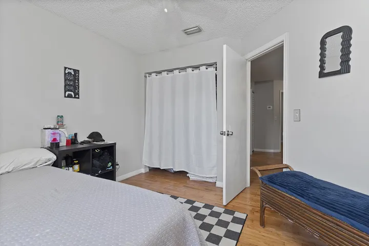 4776 Lago Vista Dr. - - 108