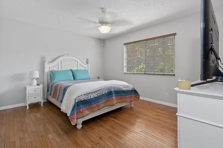 4776 Lago Vista Dr. - - 109