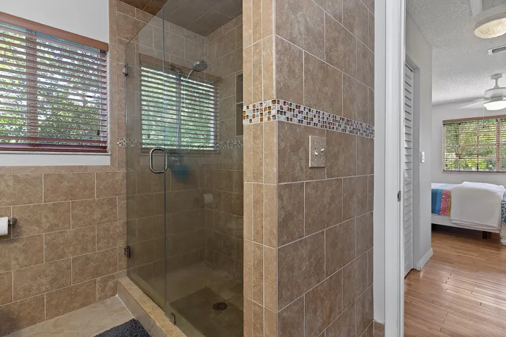 4776 Lago Vista Dr. - - 114