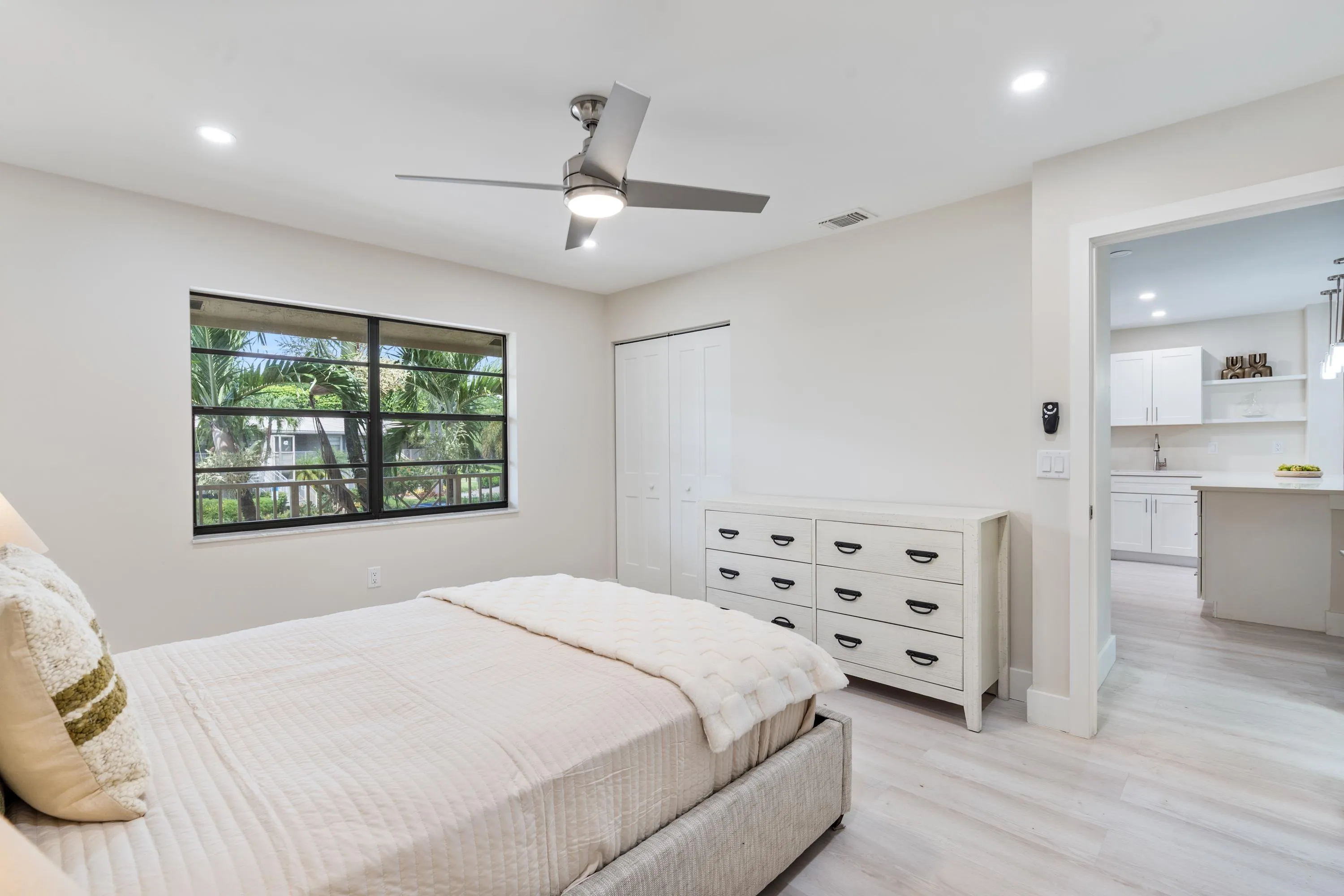21-52 Strafford Lane W Unit F Boynton Be