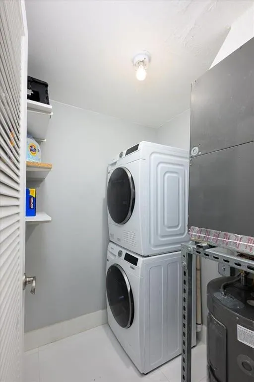 BRAND NEW W/D in the unit