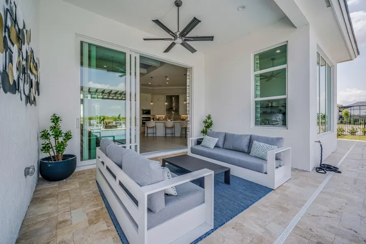 Lanai 13952 Belterra Dr