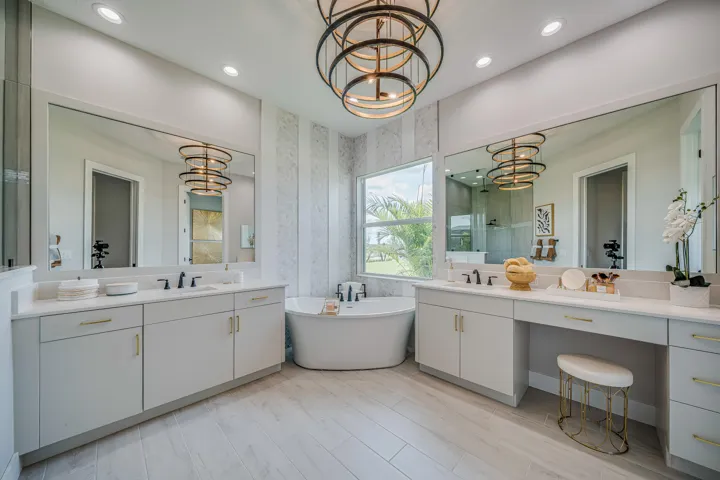 Master Bath 13952 Belterra Dr