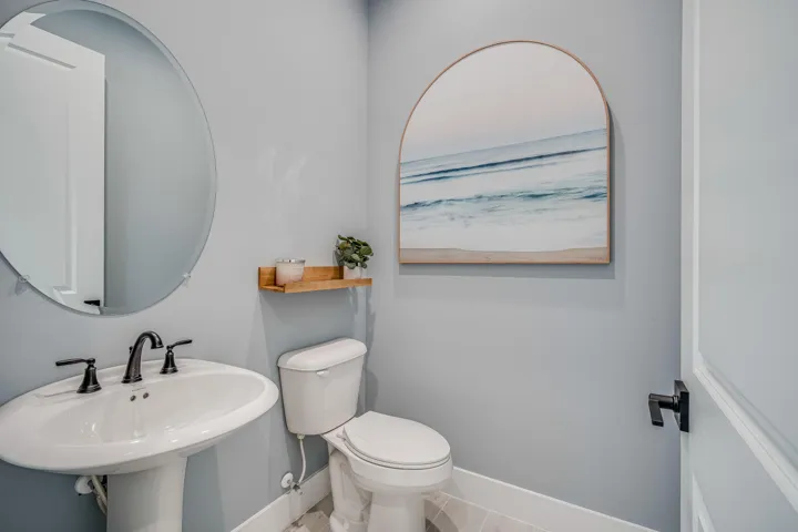 Powder Room 13952 Belterra Dr