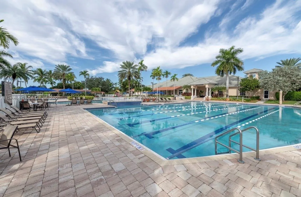 878-lavender-cir-weston-fl-unit-878-32