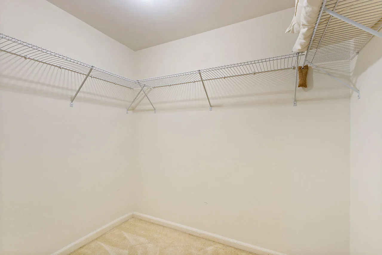 Walkincloset