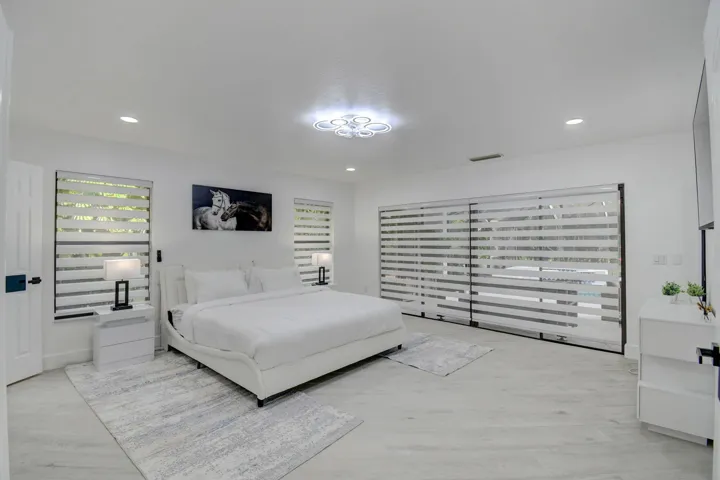 1st master bedroom