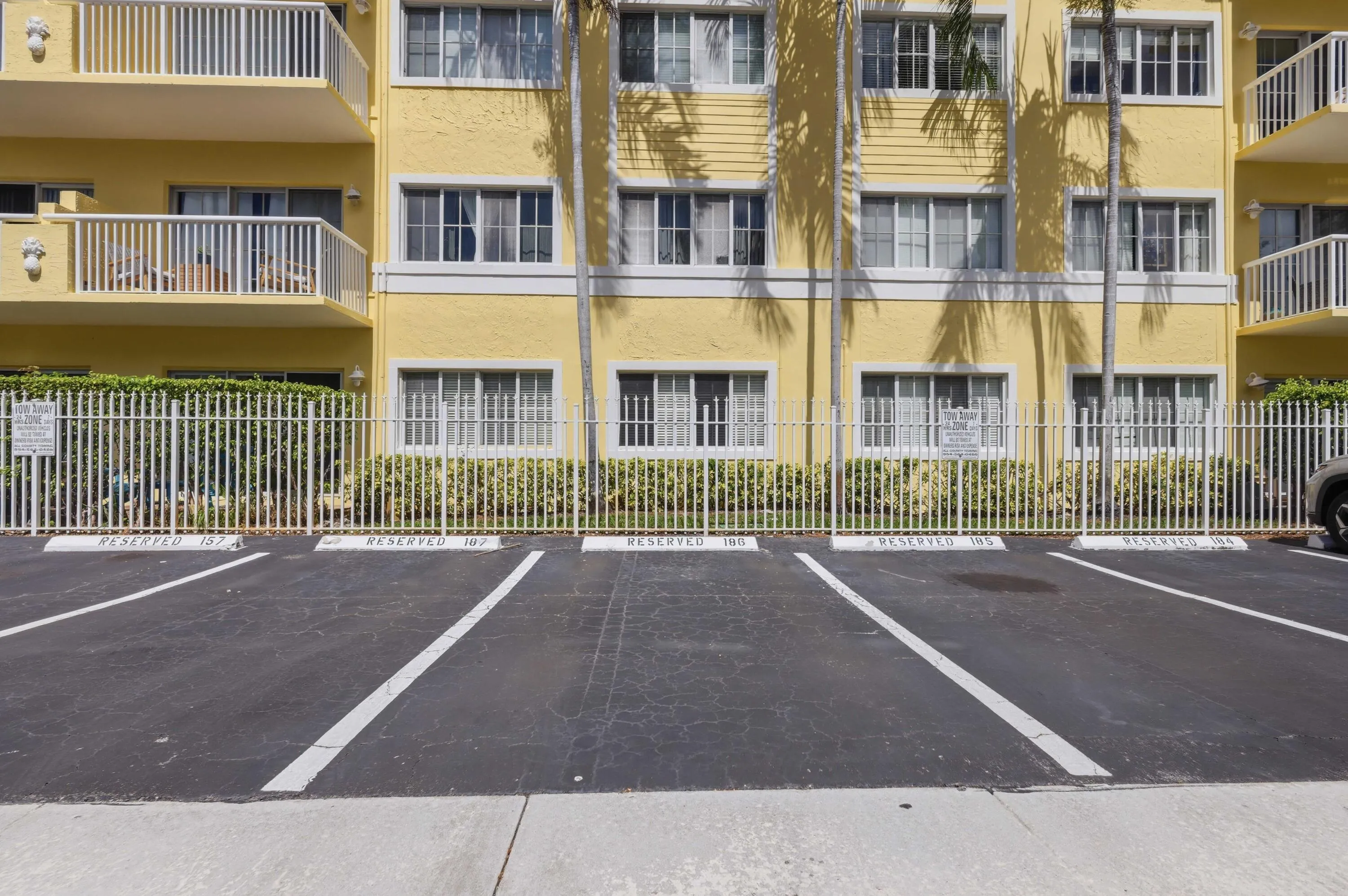 Parking Space 186