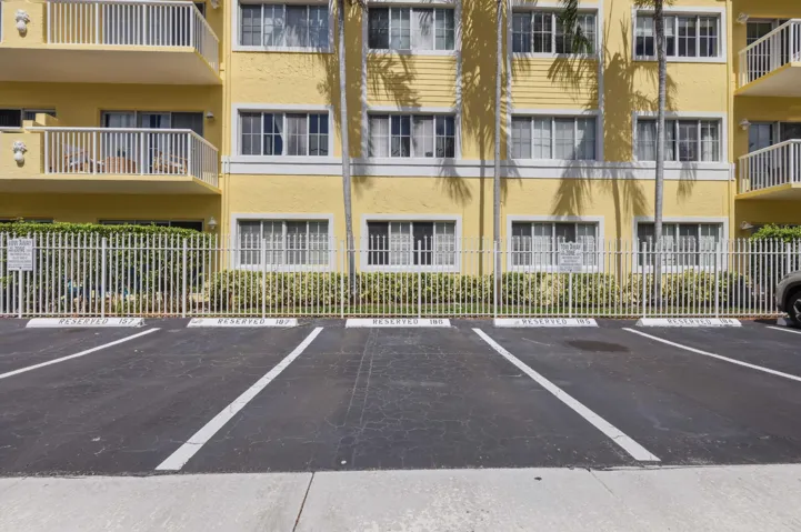 Parking Space 186