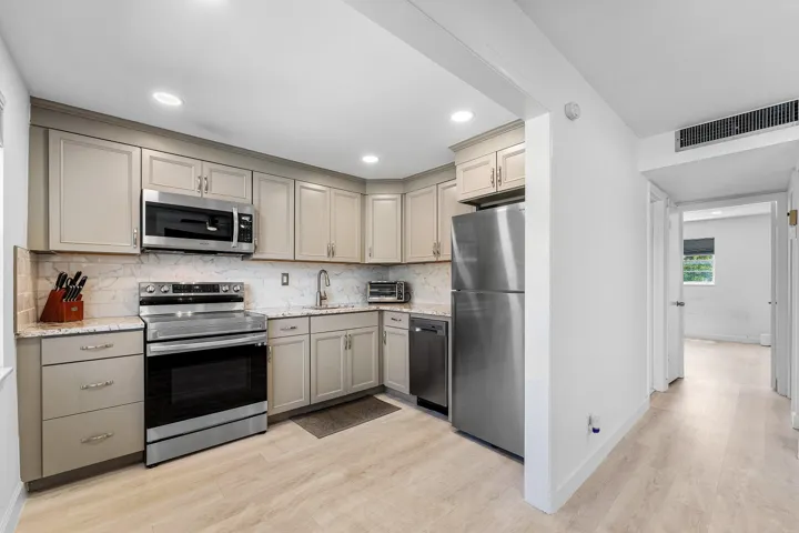 009-340Northwest19thStreet-2020-BocaRato