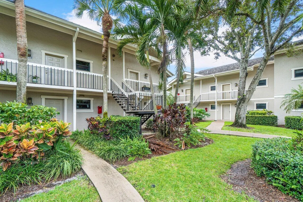 003-11863WimbledonCircle-Wellington-FL-3