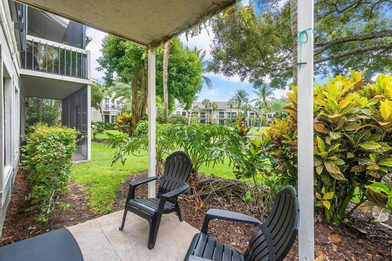 014-11863WimbledonCircle-Wellington-FL-3