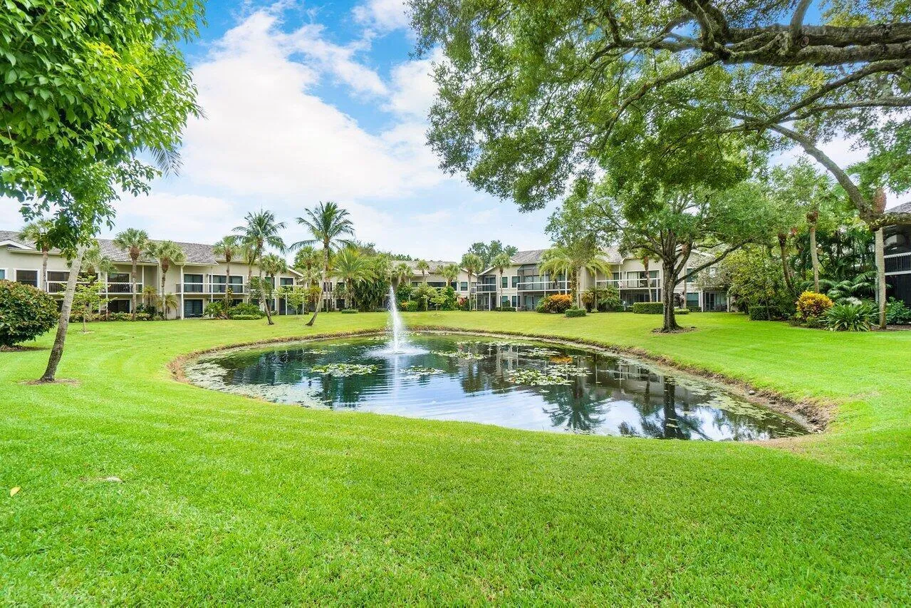017-11863WimbledonCircle-Wellington-FL-3