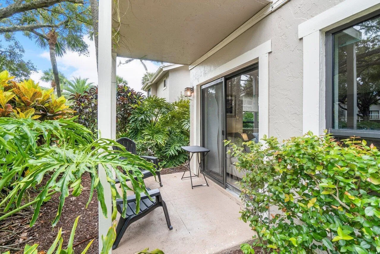013-11863WimbledonCircle-Wellington-FL-3