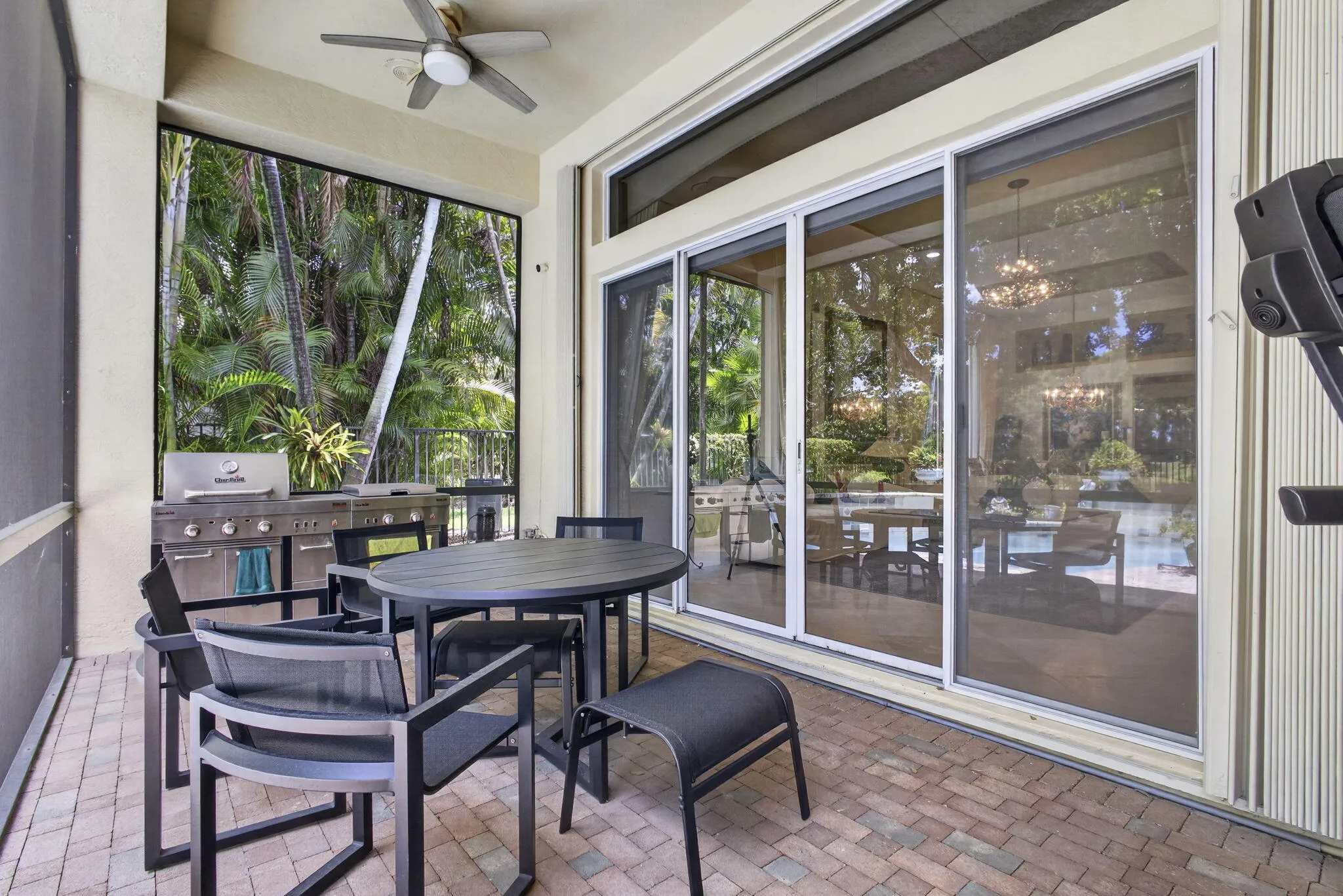 Covered & Screened Patio