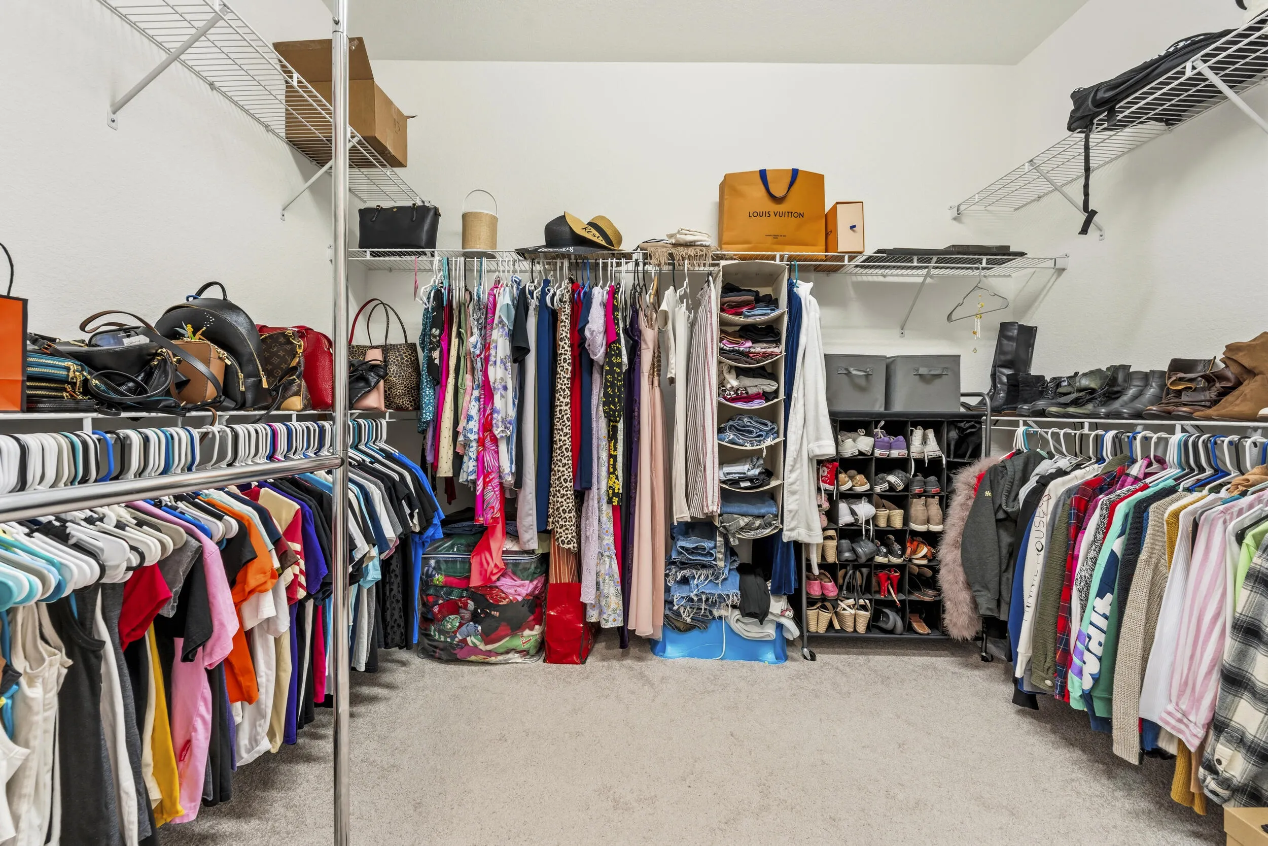 Property photo 100